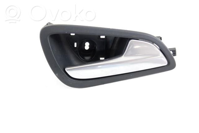 Manecilla interna puerta delantera   AM51U22600BEW