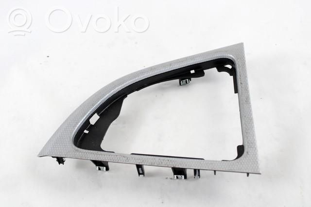BMW 1 E81 E87 Cita veida vidus konsoles (tuneļa) elementi 