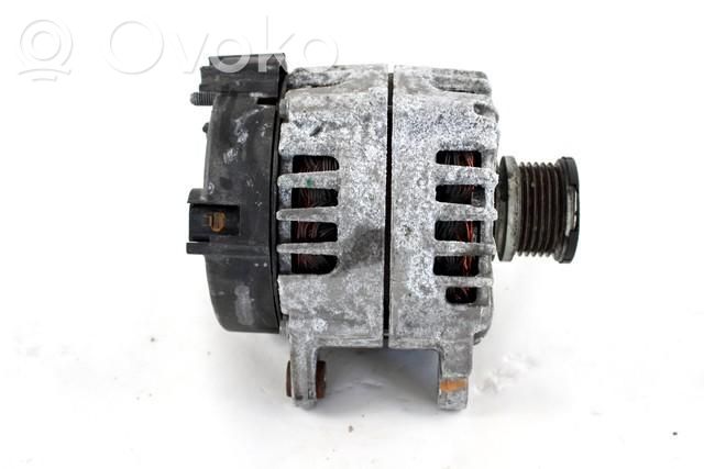 Alternador   04L903024A