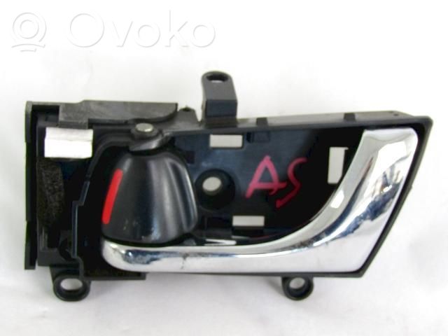 Manecilla interna puerta delantera   61051AG010JC
