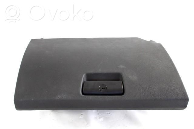 Hansikaslokerosarja   51168408845