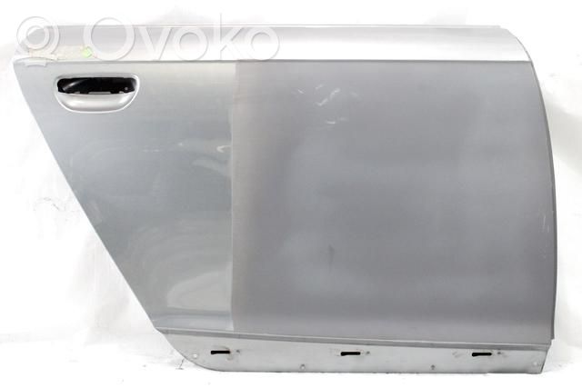 Puerta trasera   4F0833052G