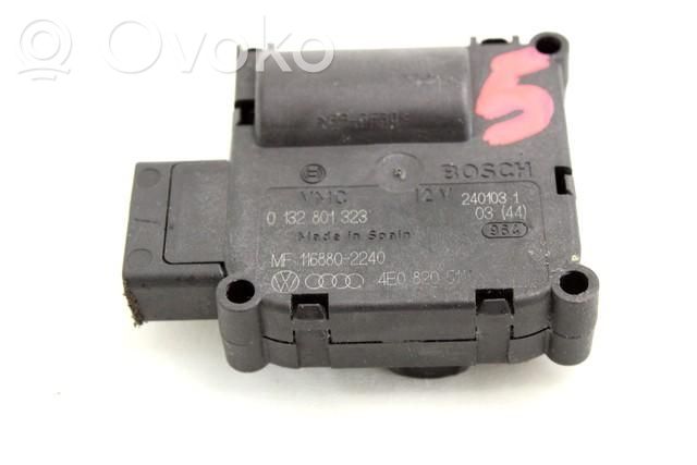 Stellmotor Heizung Klima   4E0820511
