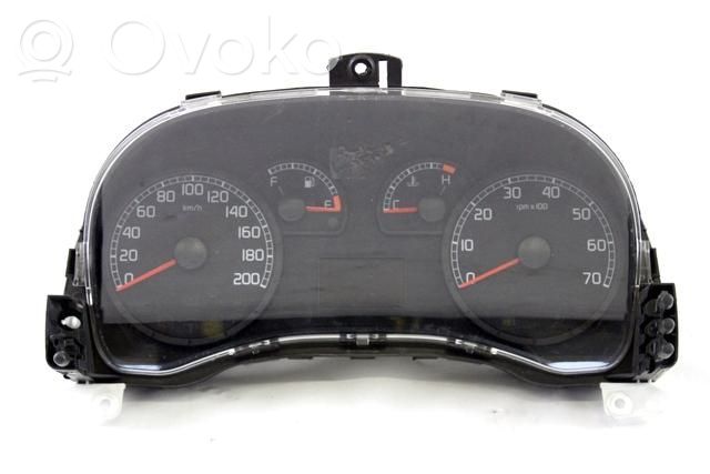 Fiat 500 Cinquecento Spidometrs (instrumentu panelī) 