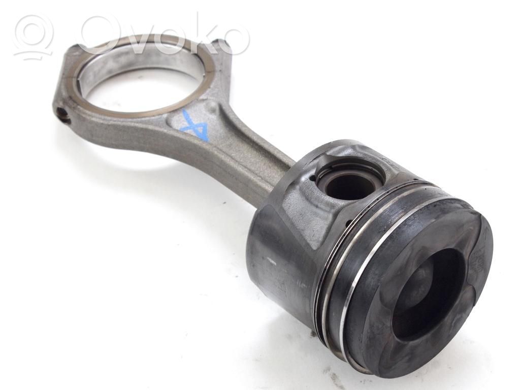 Land Rover Range Rover Sport L320 Piston with connecting rod