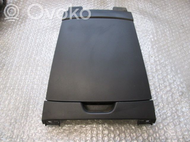Suzuki Splash Juego guantera 