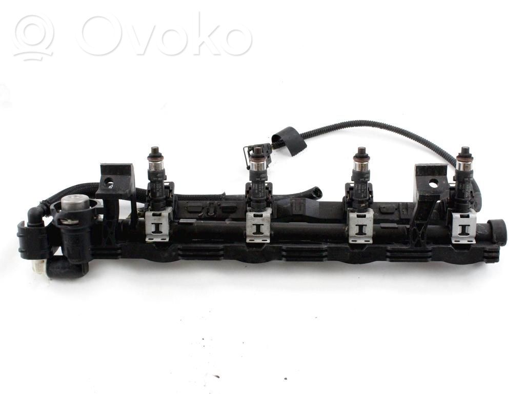 Ford Fiesta Inyector de combustible 