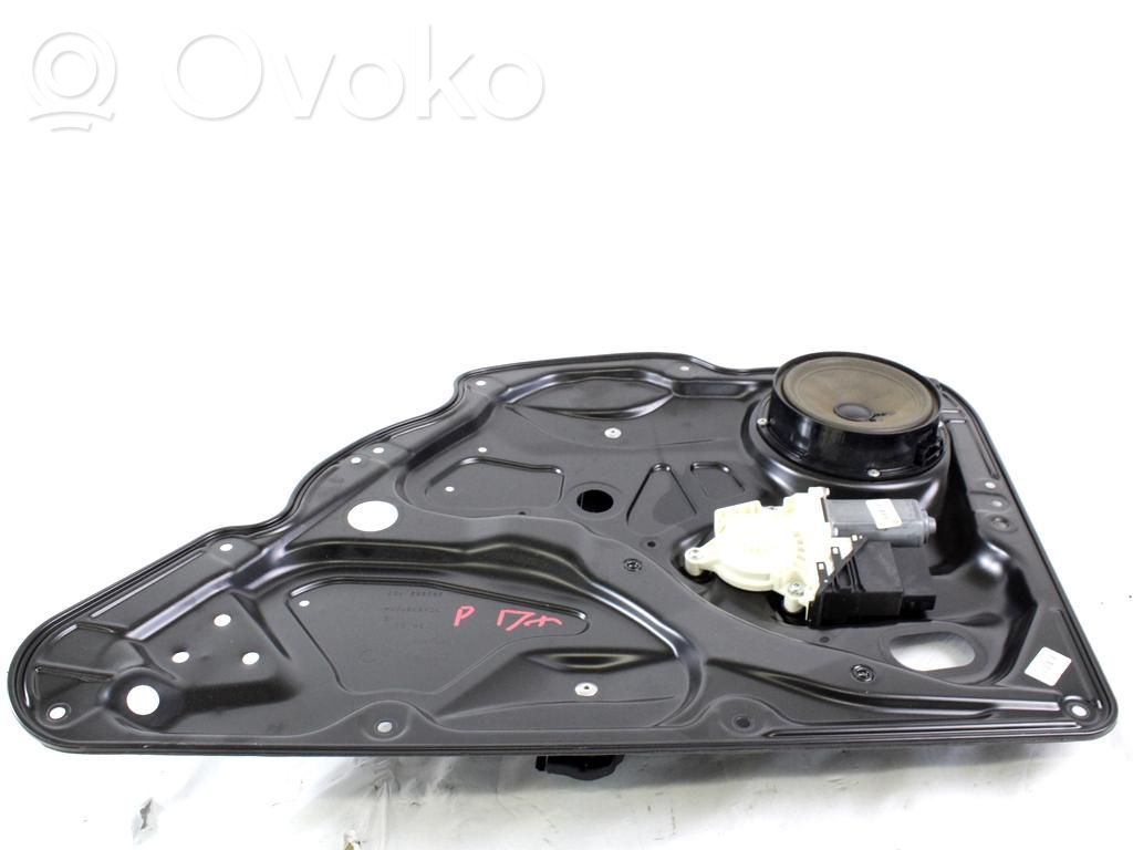 Volkswagen PASSAT B6 Rear door window regulator with motor 
