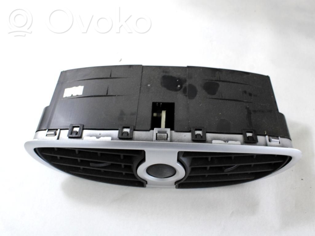 Renault Clio III Rejilla de ventilación central del panel