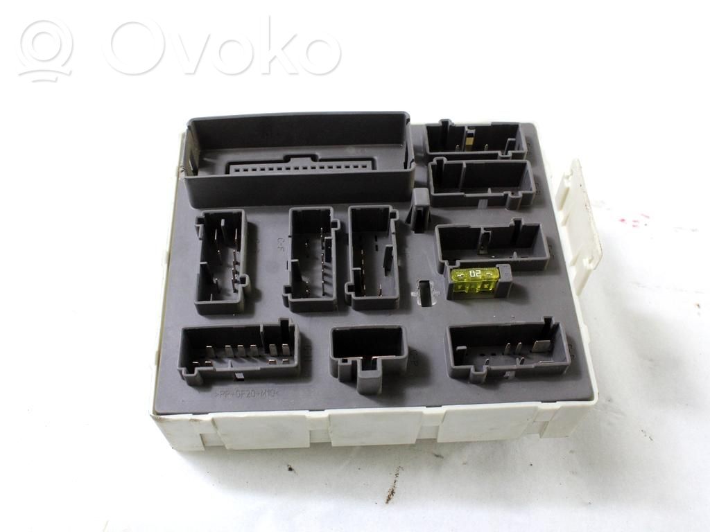 Sicherungskasten   2M5T14A073AC