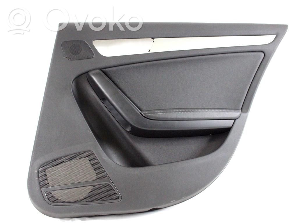 Audi A4 S4 B8 8K Rivestimento del pannello della portiera posteriore 