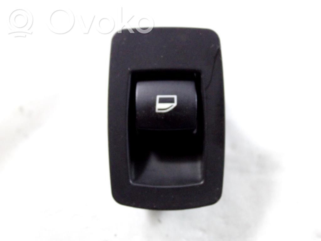 Electric window control switch   6945874