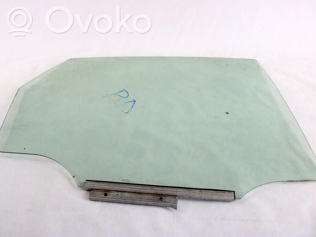 Subaru Trezia Takaoven ikkunalasi 