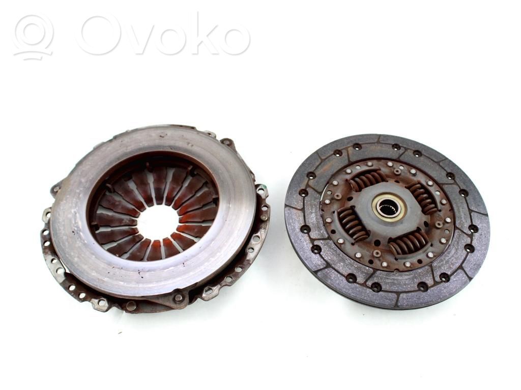 Opel Corsa D Sankabos komplektas 