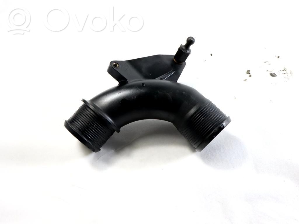 Ford Grand C-MAX Tube d'admission de tuyau de refroidisseur intermédiaire