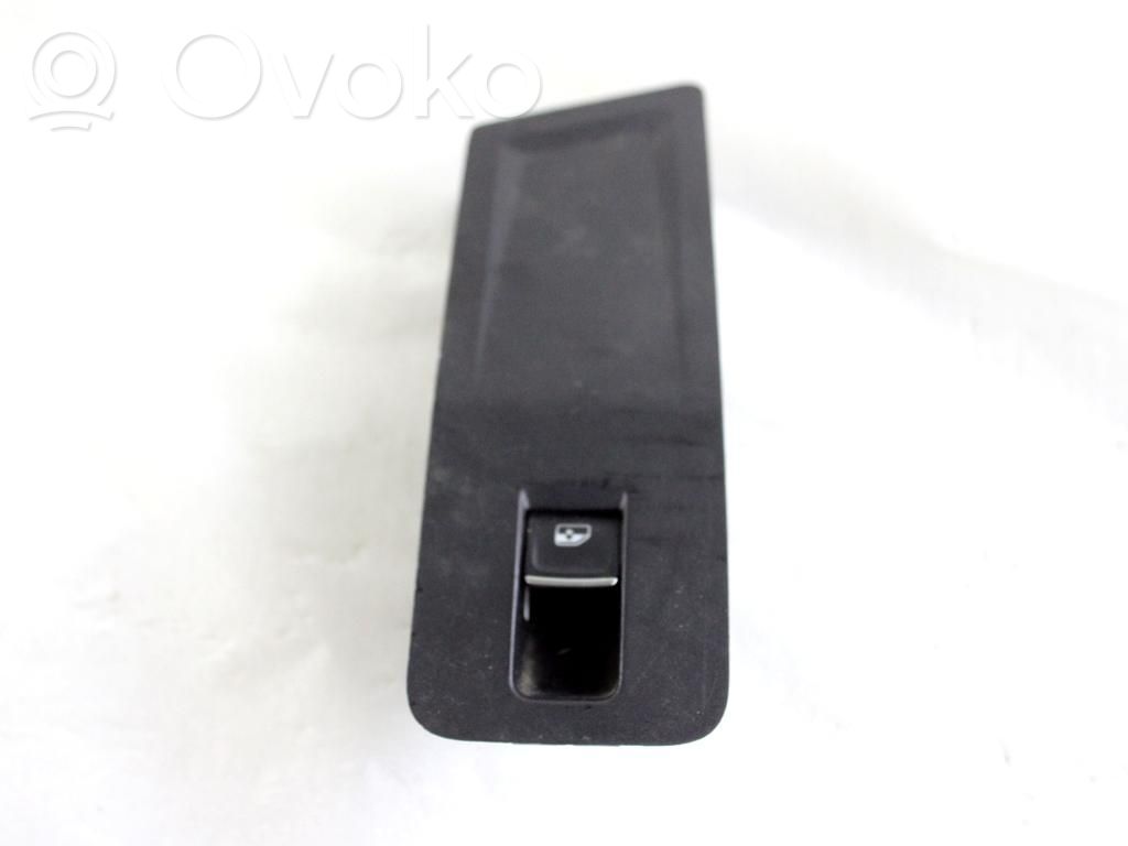 Comutator comandă geamuri electrice   5G0959855L
