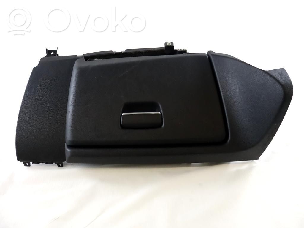 BMW 1 E81 E87 Glove box set 