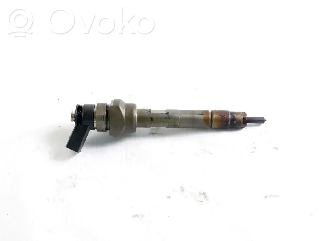 Inyector de combustible   8506902