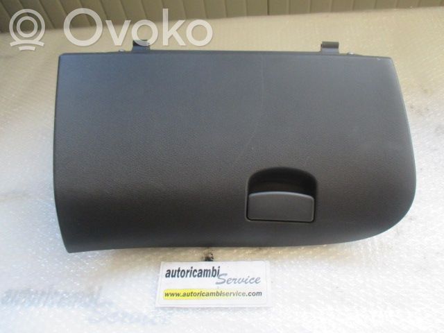 Subaru Impreza III Juego guantera 