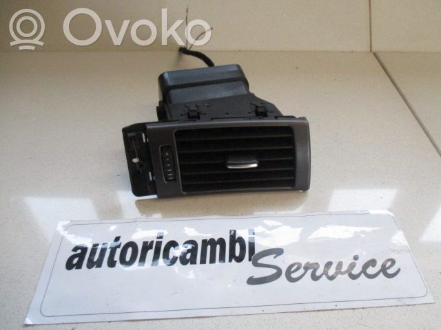 Audi A6 S6 C5 4B Copertura griglia di ventilazione laterale cruscotto