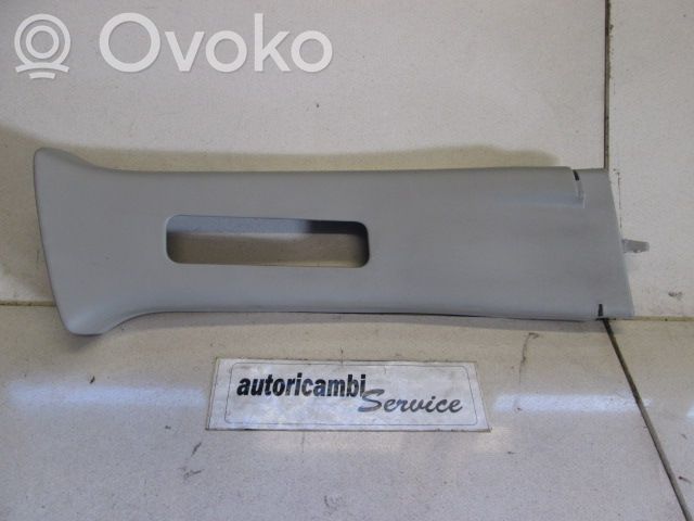 Daihatsu Sirion Rivestimento montante (B) (fondo) 
