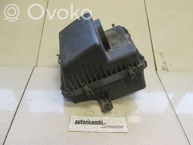 KIA Sorento Cutie filtru aer