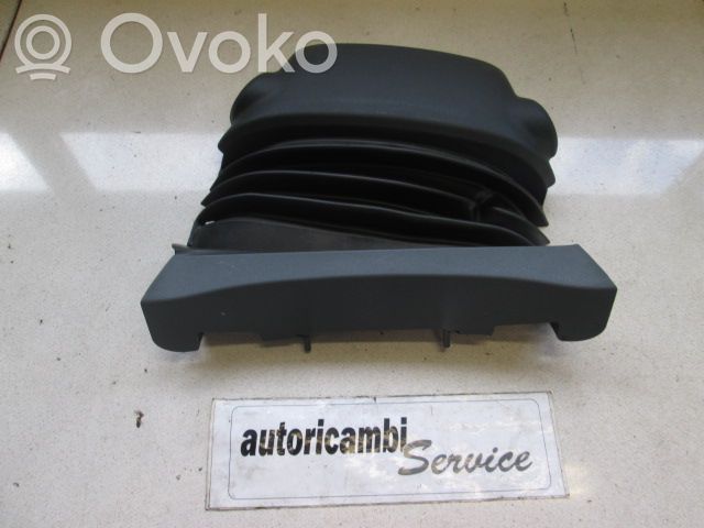 Ford Fiesta Kita panelės detalė 