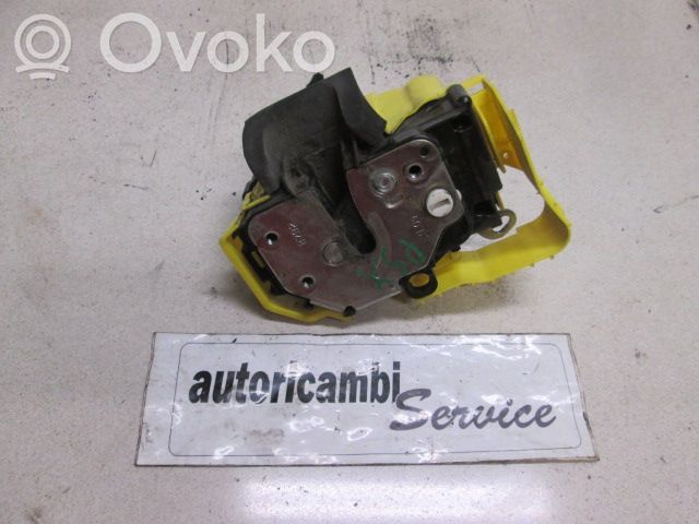 Fiat Qubo Încuietoare ușă spate 