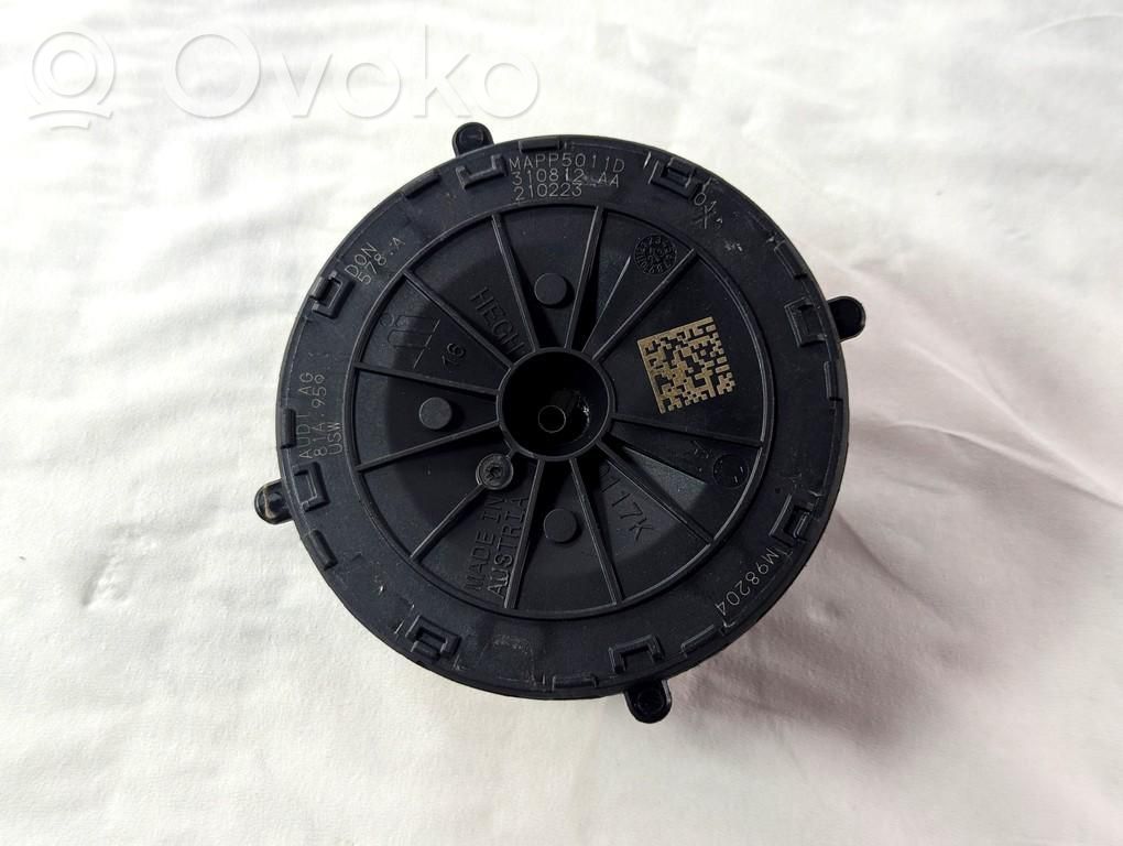 Audi Q8 Element lusterka bocznego drzwi 