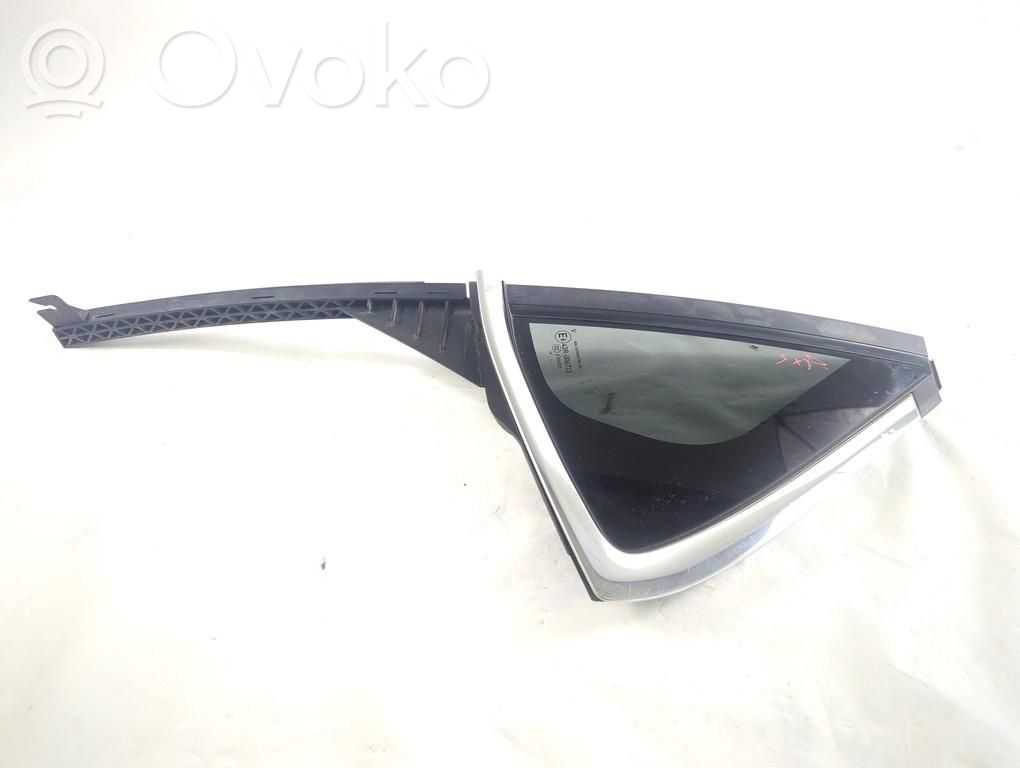 Opel Corsa F Geam lateral spate