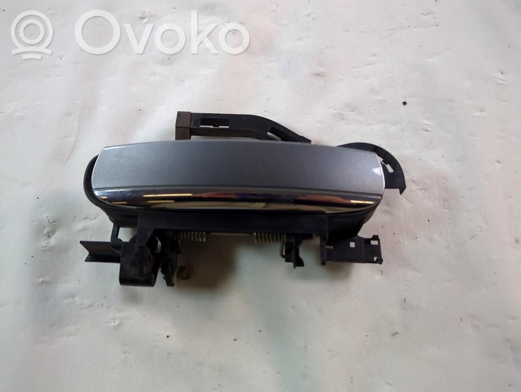 Manecilla externa puerta trasera   4F0837207B