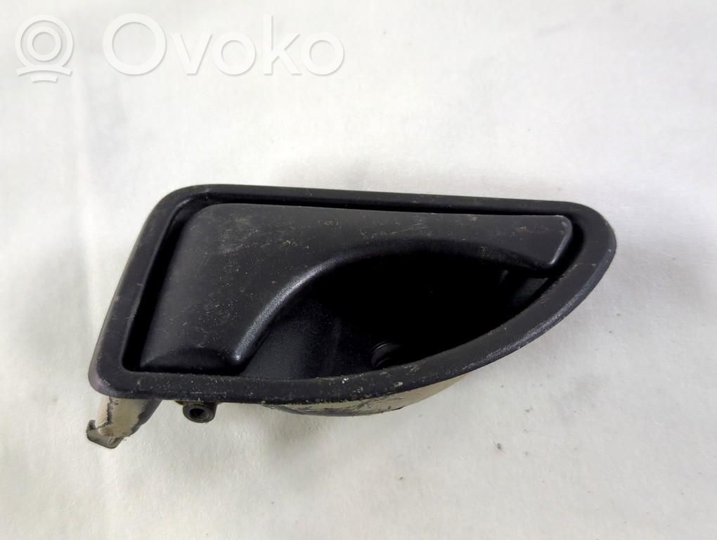 Manecilla interna puerta delantera   8200247803