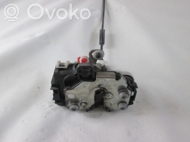 Fiat Grande Punto Zamek drzwi przednich 