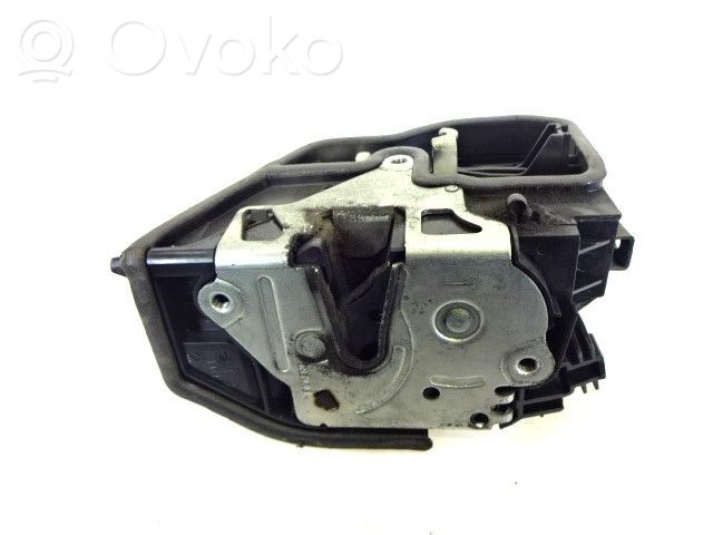 Cerradura de puerta trasera   7167075