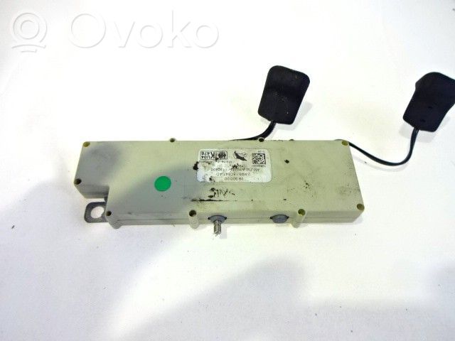 Jaguar XJ X350 Amplificatore antenna 