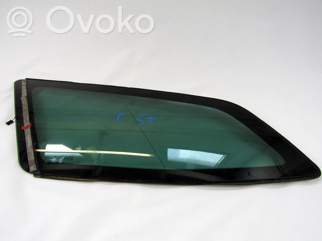 Citroen C5 Rear side window 