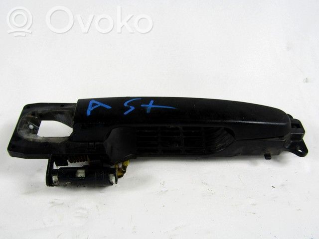 Manecilla externa puerta trasera   692110D070