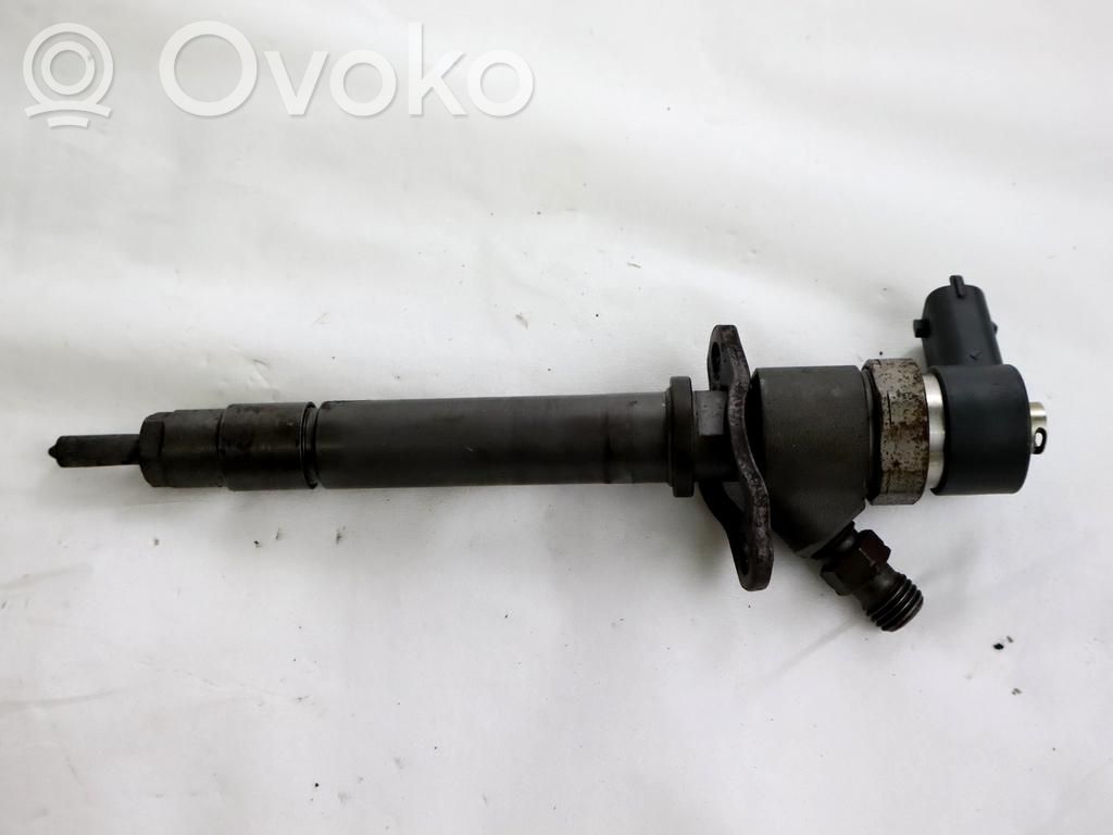 Injector combustibil   8658351