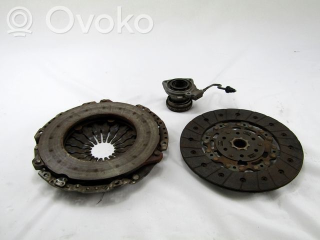 Opel Astra J Sankabos komplektas 