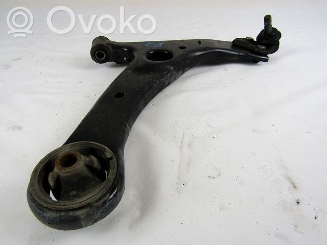 Toyota Corolla E120 E130 Dakša 