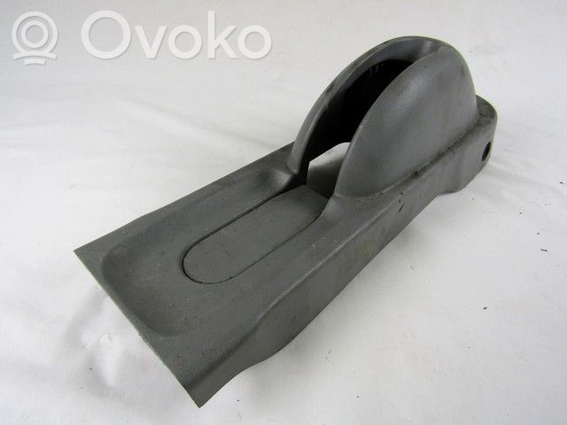 Suzuki Alto Tunel środkowy 