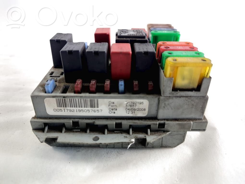 Lancia Ypsilon Fuse module 
