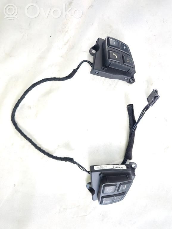 BMW 3 E92 E93 Steering wheel buttons/switches 