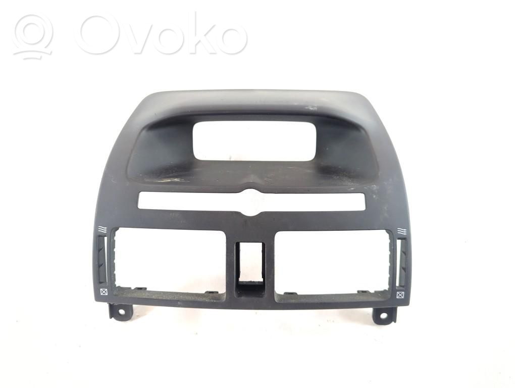 Toyota Avensis T250 Moldura del panel 