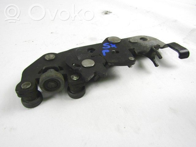 Front door upper hinge   9033CY