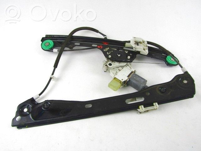 BMW 1 E81 E87 Front door window regulator with motor 