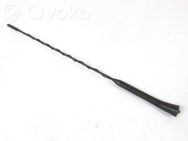 Opel Corsa D Radion antenni 