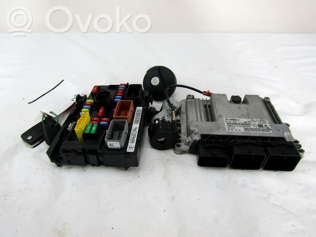 Citroen C3 Picasso Komputer / Sterownik ECU i komplet kluczy 