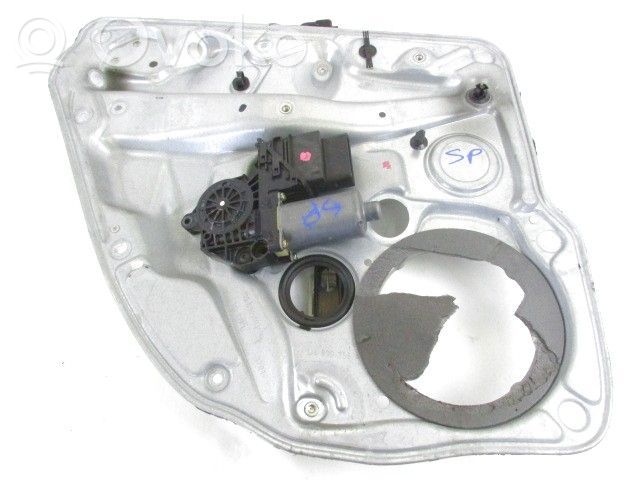 Volkswagen Golf IV Regulador de puerta trasera con motor 