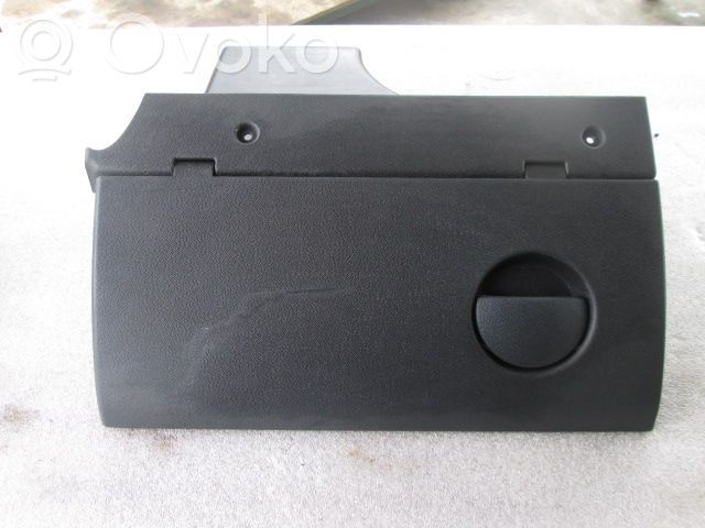 Opel Corsa C Juego guantera 